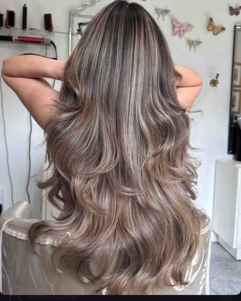 Beige Blonde Highlighted Layers