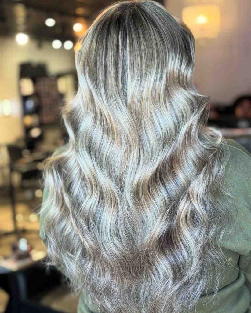 Loose Icy Blonde Waves